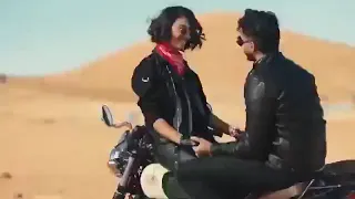 حياتي معاكي وروحي معاكي بتنفس هواكي 