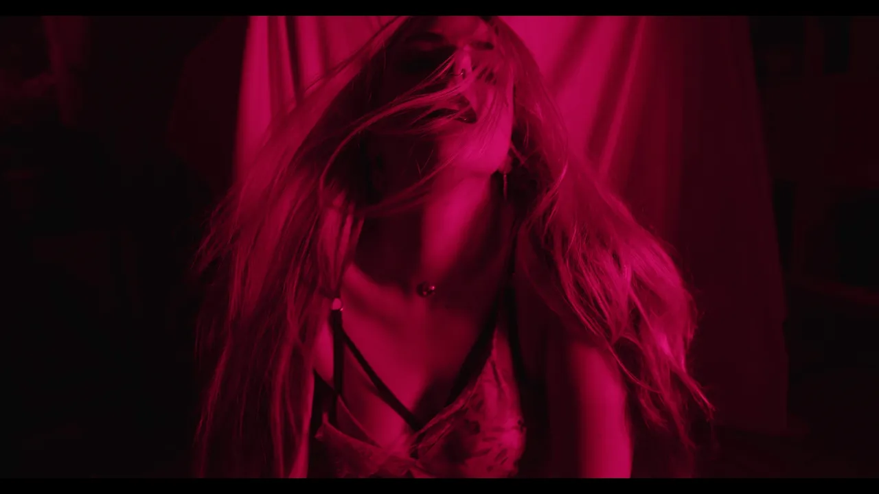 Telìa - GIVE ME ALL UR $$$ (Official Visualizer + Lyrics)