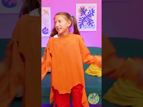 🧵 Let's Cut and BRAID Our Old Clothes Into A Rug! 😱😍 #kids #DIY