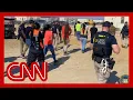 Download Lagu Hundreds detained in massive ICE raid at Hyundai plant in Georgia