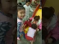 Download Lagu Minh Nga đi chơi cầu trượt