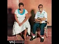 Ella Fitzgerald & Louis Armstrong - Moonlight in Vermont