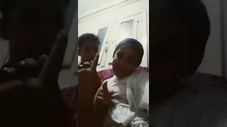 حكايه شاب في اوضه خمسه دندنها