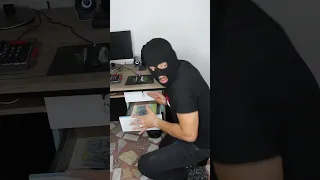 عامل نفسي مش داري 