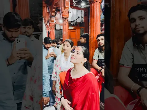 Varanasi ♥️where the chaos of life, meets the calm of ganges. Har Har Mahadev 🙏🏻🙌🏻
