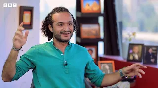 أحمد دومة يعلق على اتهامه بالكفر والجنون بسبب ديوانه كيرلي بي بي سي نيوز عربي 