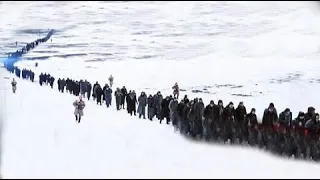 بيسجنوه ظلم لكن بيقرر يتحدي الشرطه ويهرب من اشد السجون حراسه فيلم As Far As My Feet Will Carry Me 