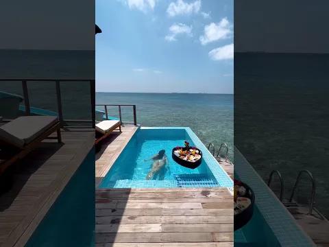 Living the overwater bungalow dream 💎 #maldives