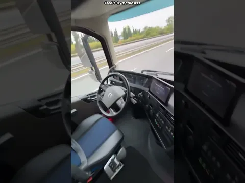 bina driver ke kaise chal raha track🔥😲 #shorts #viral #FactStocker