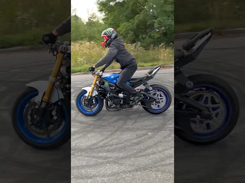 SLIDING AROUND βοΈπ