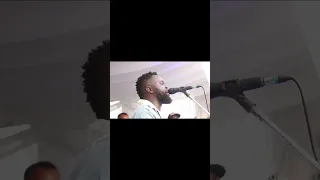 kelvin o amayo live on stage 