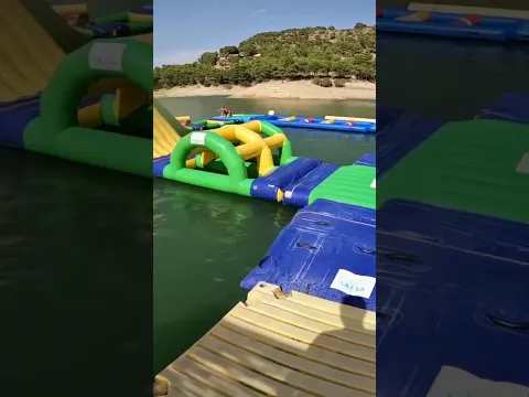 Circuito extremo de LAGO en familia 🏊 ¡No llegan todos! #Shorts