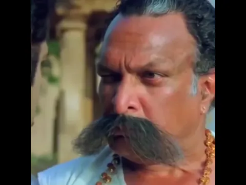 जूनियर एनटीआर का हाथ रक्षा करने के लिए उठता है