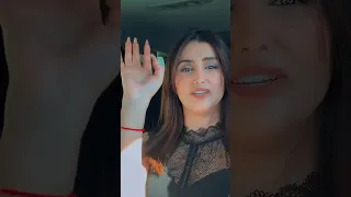 غناء امل الزهراني بالسيارة   دندنها