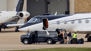GULFSTREAM G IV Arrives From San Diego - Look Who s Entitled