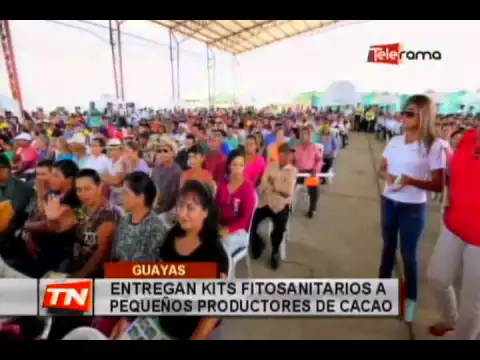 Entregan Kits fitosanitarios a pequeños productores de cacao