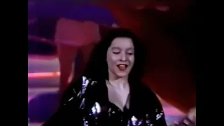 Patricia Marx canta  É tempo de amar ' no Gugu 60Fps