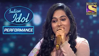 bahon mein chale aao sayali melody performance indian idol season 12