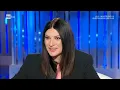 Download Lagu Laura Pausini una delle artiste italiane più premiate al mondo - Domenica In 26/11/2023