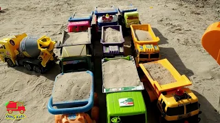 Download Mainan Mobil Truk - Bermain Truk Excavator Besar \u0026 Dump Truck Pengangkut Pasir di Sungai MP3