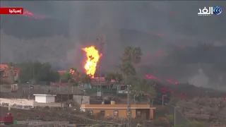 مستمر في حرق الأخضر واليابس دون توقف مشاهد مروعة جديدة من البركان الثائر في لا بالما الإسبانية  مستمر في حرق الأخضر واليابس دون توقف مشاهد مروعة جديدة من البركان الثائر في لا بالما الإسبانية