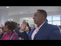 KTVU news anchor naturalized as American citizen