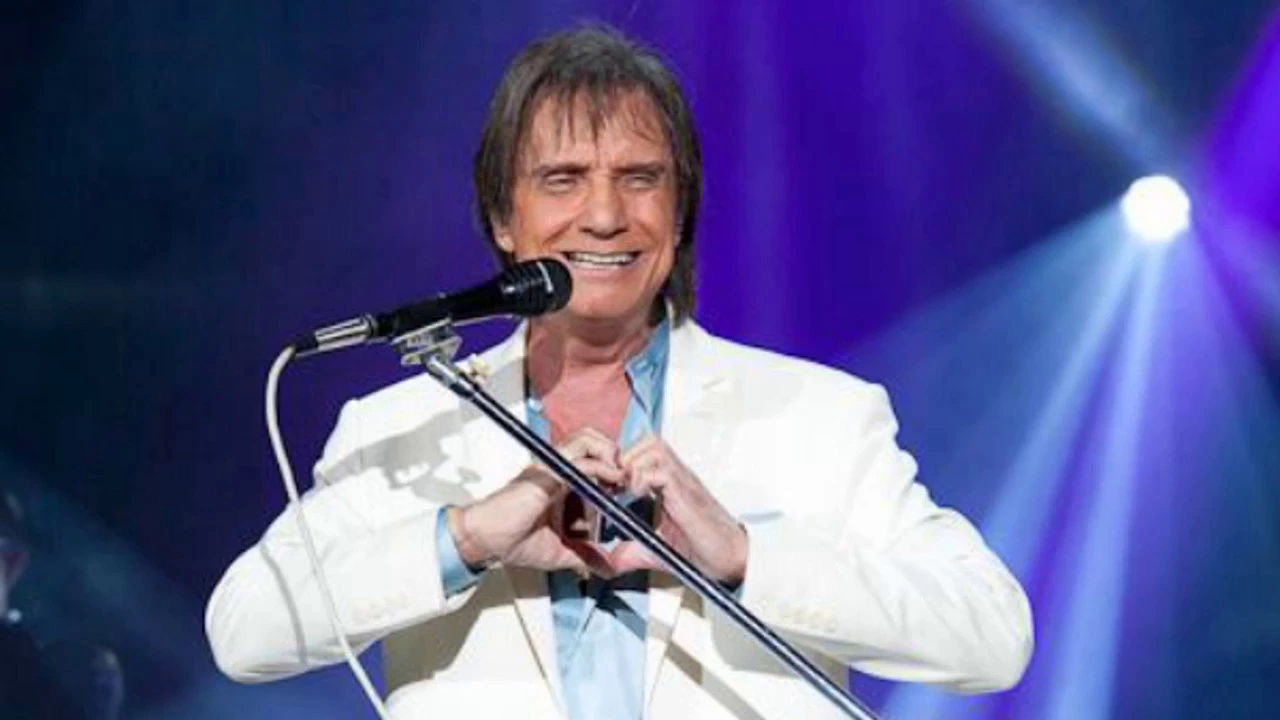 Roberto Carlos canta em espanhol- Si el amor se va