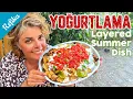 Download Lagu Zomermeze: Yogurtlama! Groentelagen met knoflookyoghurt en heerlijke tomatensaus – Greatness