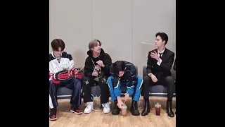 ستوريات كورية مضحكة مقاطع كورية قصيرة تصاميم ضحك عبارات مضحكة كوريين اضحك فيديوهات كوميدية ضحك جبر 