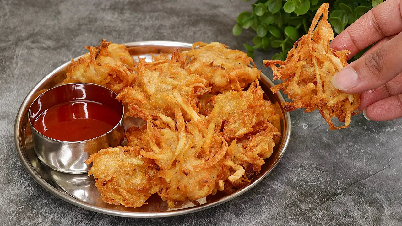     -     Potato Pakora   potato laccha pakora   iftar recipe