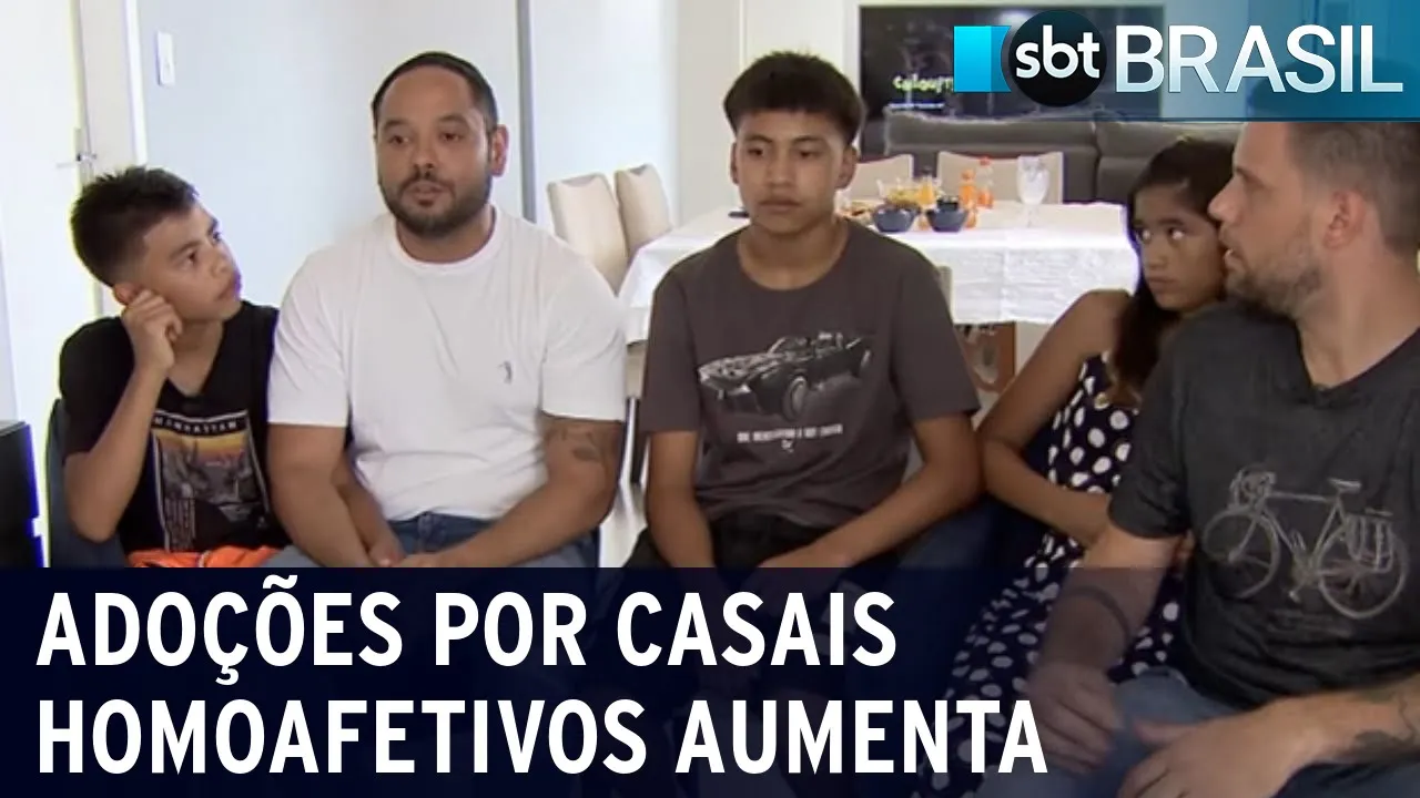 Adoções por casais homoafetivos mais que dobram em quatro anos | SBT Brasil (18/11/23)