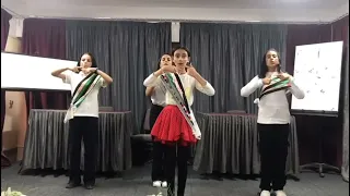 استعراض أرضى هم احتلوها 