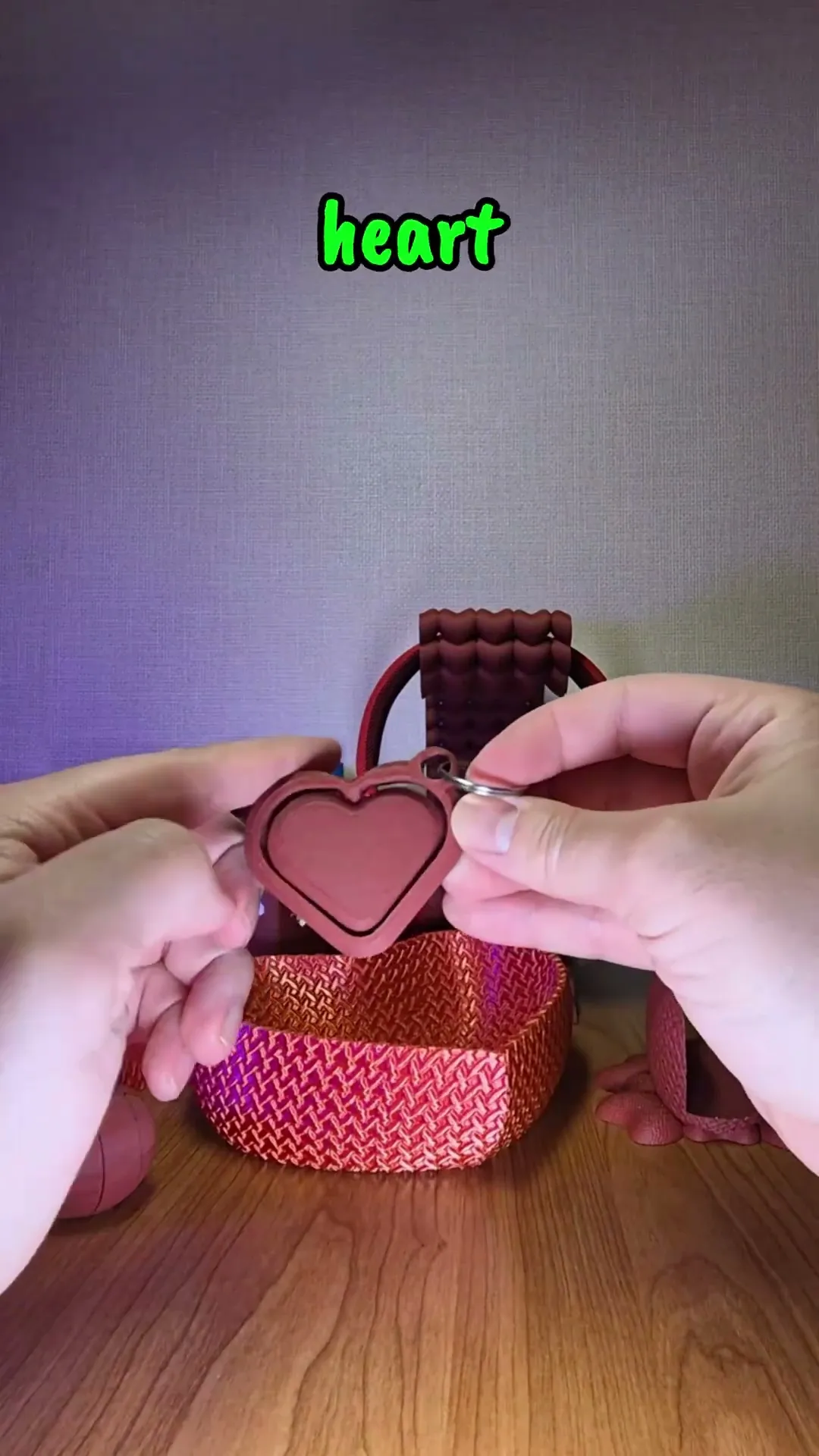 Heart Spinner Keychain – Interlocking Heart Fidget