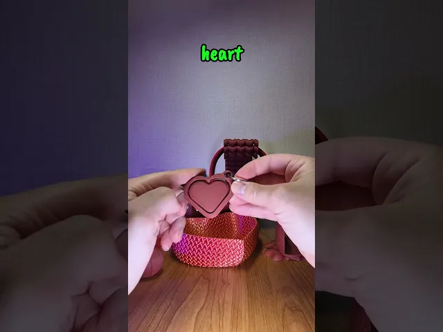Heart Spinner Keychain – Interlocking Heart Fidget video thumbnail