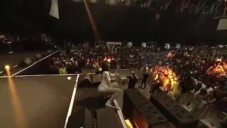 wizkid disrespect tiwasavage in public has he press her yansh on stage