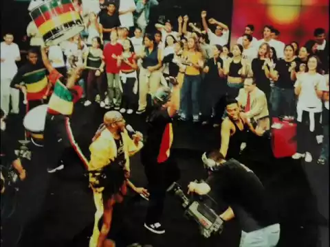 Clipe de No Woman No Cry - Olodum Jimmy Cliff