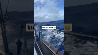 Indian Ocean entouré to Mauritius! 🌊 #sailing #sailingaroundtheworld #sailinglife #sailingnandji