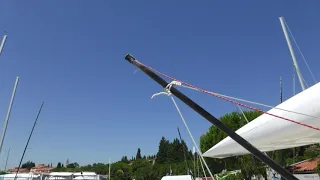 Capsize righting pole system