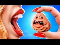 Download Lagu Miss Delight vs POU! Wij Bouwen een Tiny House voor POU! Goede vs Slechte Leraar op School!