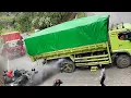 Download Lagu INNALILLAHI., KEJADIAN PALING MENGERIKAN !!! PKJR \u0026 Sopir Truk Cemas Ban Hancur Di Tikungan Menanjak