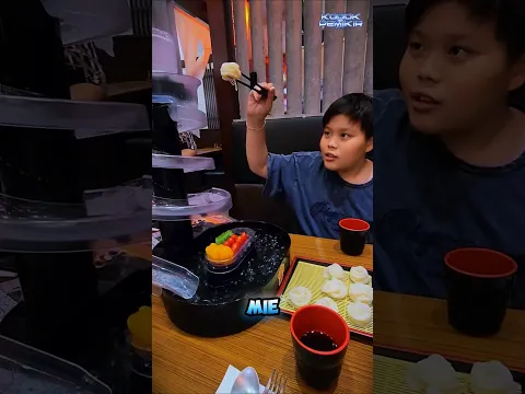 Mie Harus Meluncur Dulu Sebelum Dimakan‼️