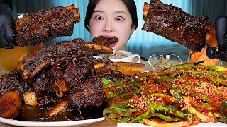 ASMR MUKBANG | 뼈가 쏙! 빠지는 매콤달콤  대왕소갈비찜 🍖 매운파김치 먹방 Braised Beef Ribs (Galbijjim) & Green Onion Kimchi