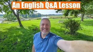 A Live Outdoor English Q&A Lesson! ☀️😎🌤️