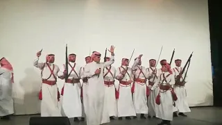 خوفوني وانا ما اخاف ما يدرو امي معانية دندنها