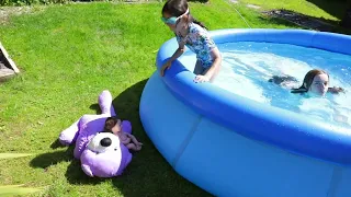 Kids having fun on the Swimming Pool