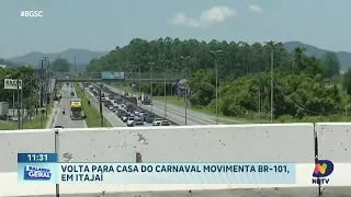 Volta do Carnaval intensifica tráfego na BR-101 em Itajaí