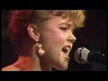 Download Lagu The Go-Go's - Live on The Tube (UK TV, 1982)