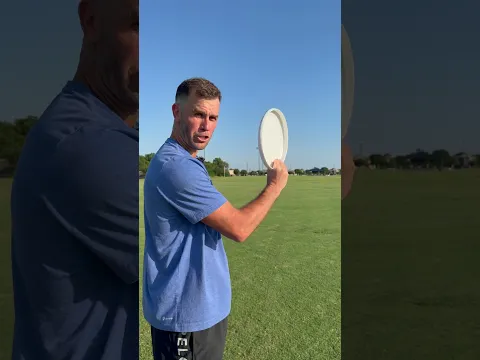 How To Hold A Frisbee (Forehand Grip)