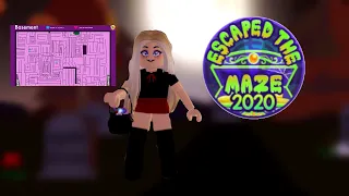 HOW TO FINISH THE NEW ROYALE HIGH AUTUMN TOWN MAZE FAST AND EASY WALKTHROUGH ROYALE HIGH UPDATE
