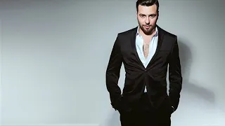 معاك حبيت الحياة   وبدأت أعيش       دندنها